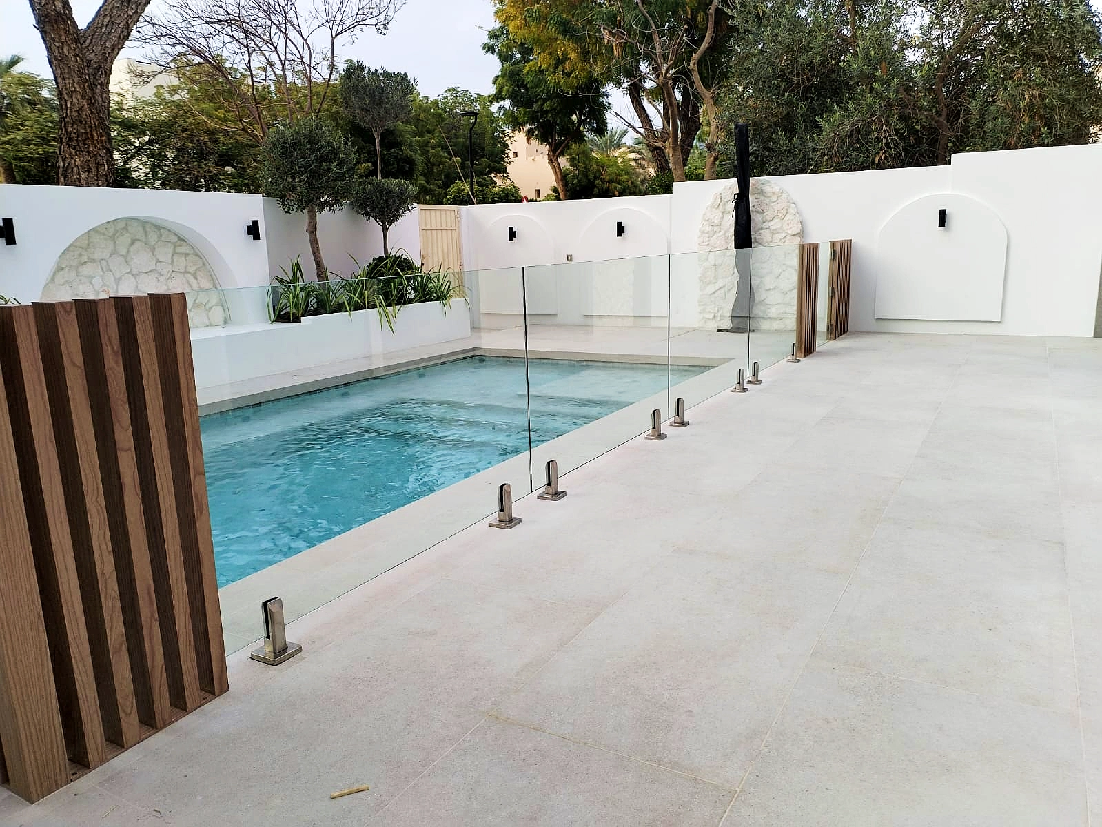 Glass railing project 11