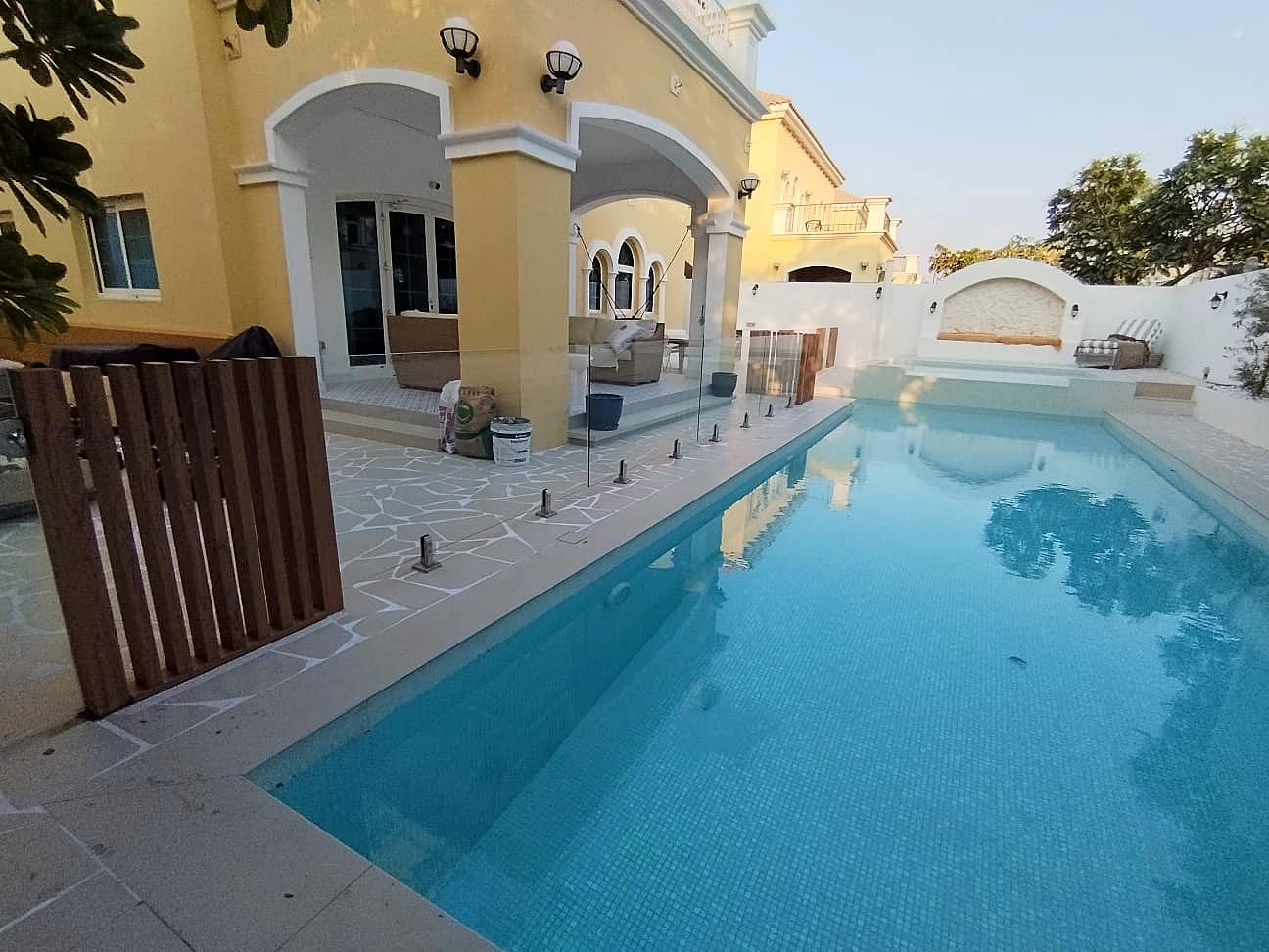 Glass railing project 14